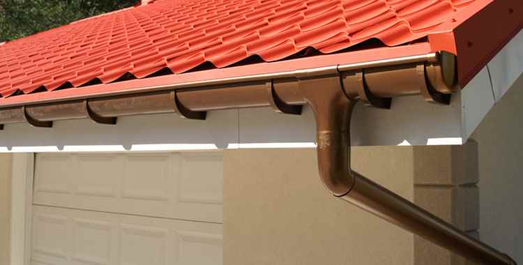 Roof and guttering wash top